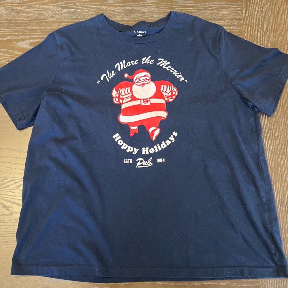 Old Navy Festive Navy Pub Santa T-Shirt
